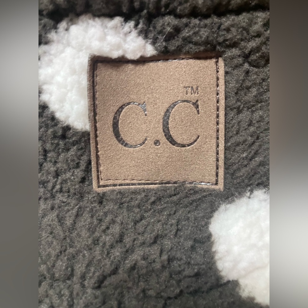 Girlie Girl Originals C.C. Exclusives faux shearling zip pullover. - Picture 6 of 10